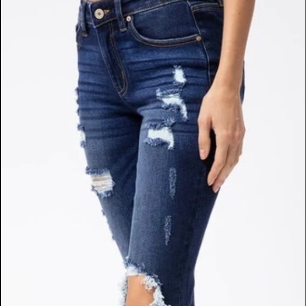 Kancan Mid Rise Distressed Skinny - Picture 3 of 8